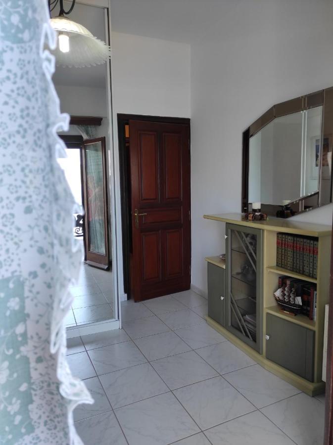 Seaside Sunset Apartment Corinth Екстериор снимка